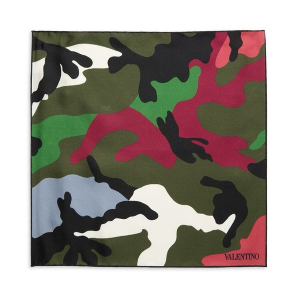 NWT VALENTINO SILK POCKET SQUARE SCARF - Picture 2 of 5